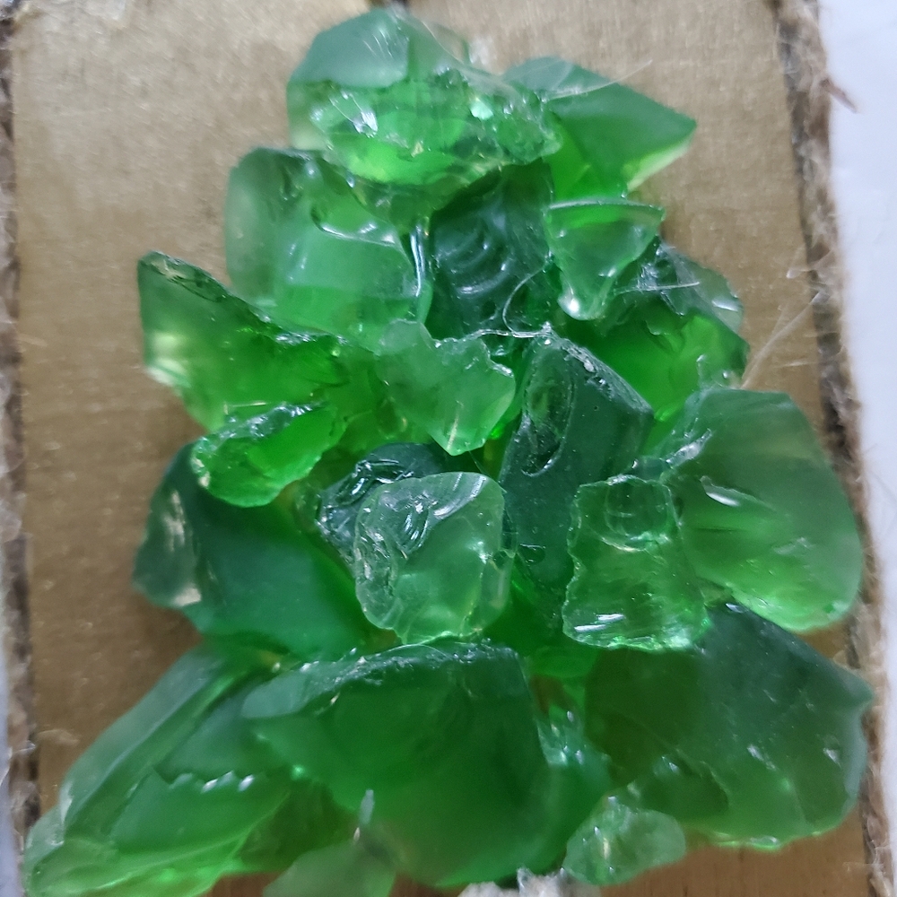 Green Glass Tree on Gold Painted Wood Holiday Hang Tag Set of 3, 3.5"H X 2.5"W - Picture 5 of 9